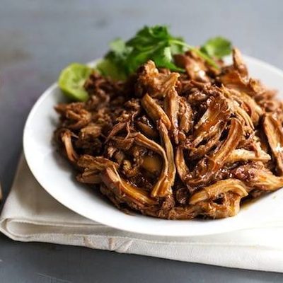 Honey Glazed Crockpot Chicken Adobo - simple pantry ingredients, hardly any hands-on time, 200 calories. | https://weightloss-trim.fit